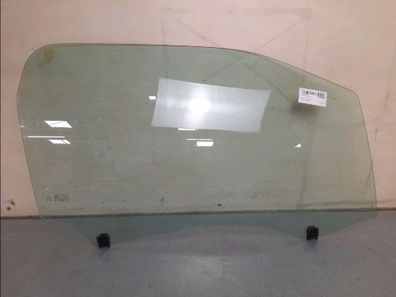 Vitre avant droit DS DS3 Diesel - 1