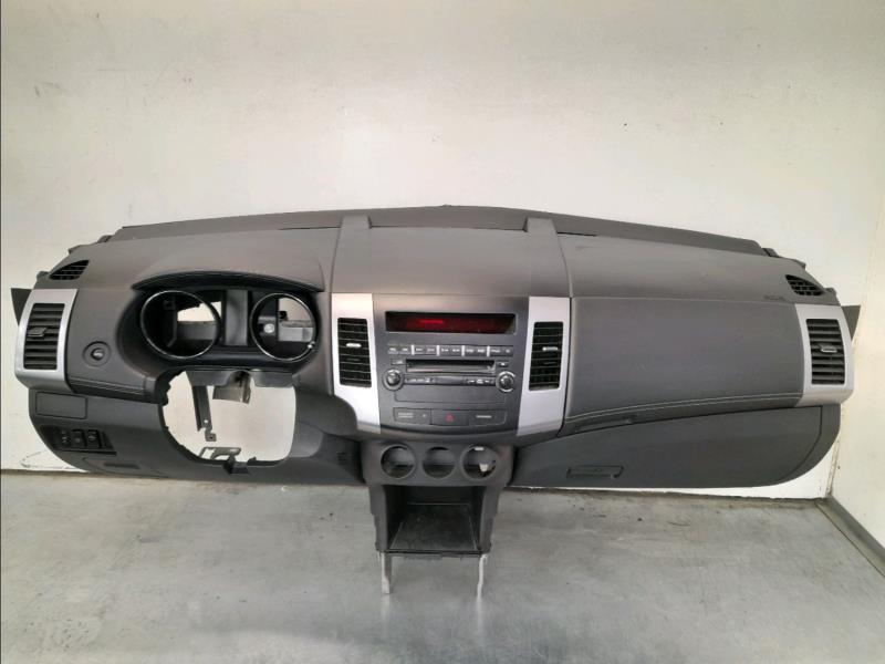 Planche de bord complete CITROEN C-CROSSER Diesel - 1