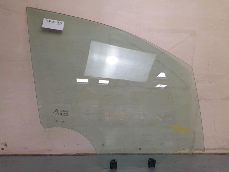 Vitre avant droit CITROEN C3 III Essence - 1