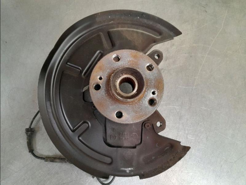 Fusee avant droit RENAULT VELSATIS Diesel - 1