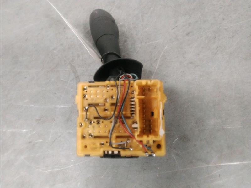 Commodo d'essuie glaces RENAULT CLIO IV Diesel - 1