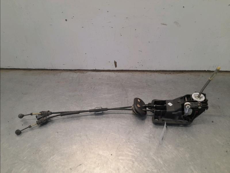 Levier de vitesses PEUGEOT 208 Diesel - 1