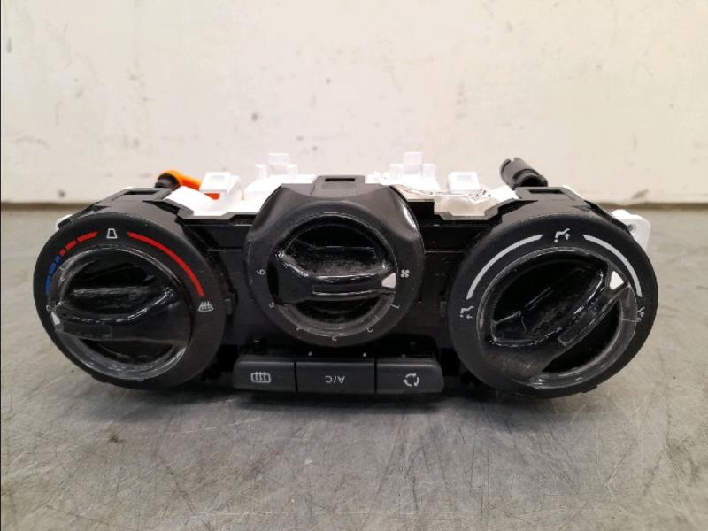 Commande chauffage PEUGEOT 208 Diesel - 1