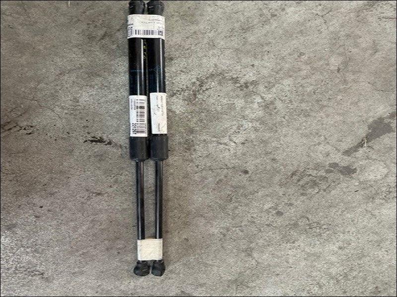Verin de coffre RENAULT CLIO 5 PHASE 1 Essence - 1