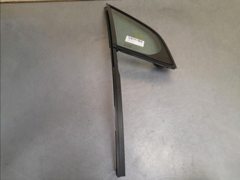 Custode avant droit CITROEN C3 II Diesel - 1