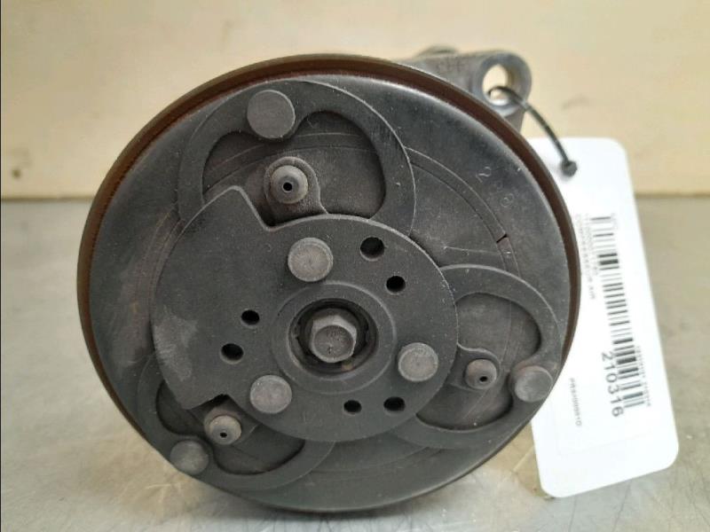 Compresseur clim AUDI A3 I Diesel - 1