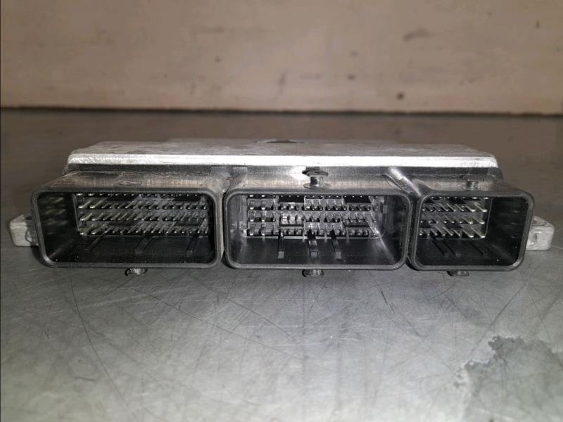 Calculateur RENAULT CLIO IV Essence - 1