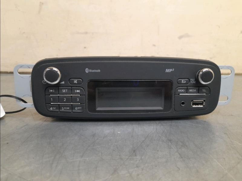 Autoradio d'origine RENAULT CLIO IV Diesel - 1
