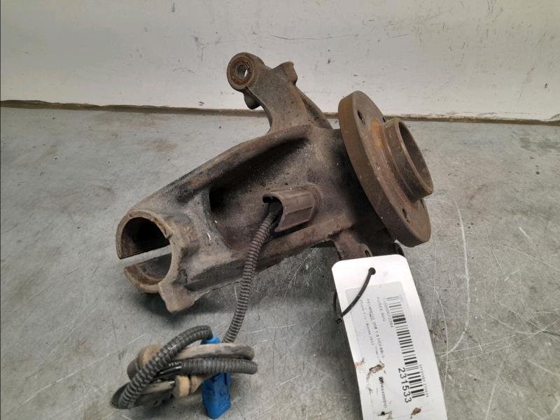 Fusee avant gauche PEUGEOT 208 Diesel - 1