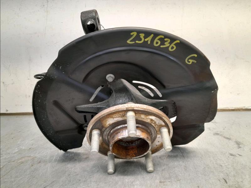 Fusee avant gauche FORD PUMA II  - 1