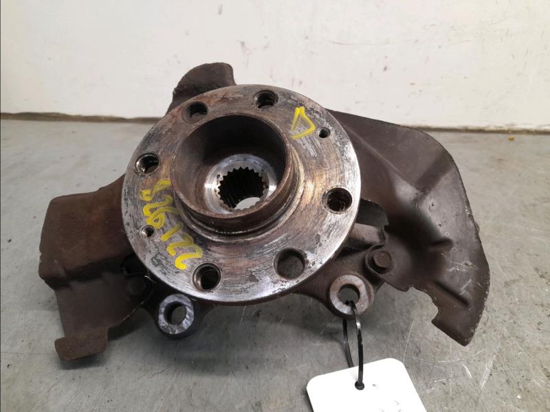 Fusee avant droit OPEL CORSA IV Essence - 1