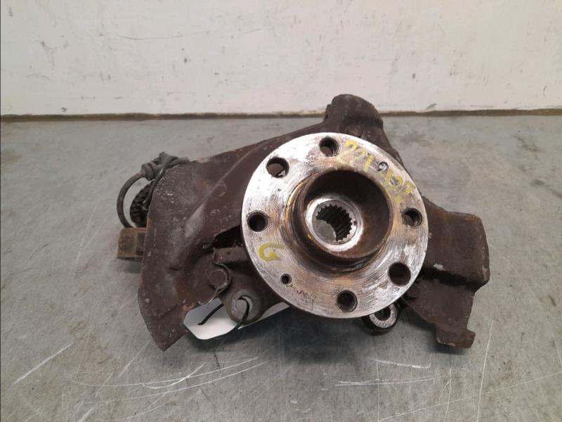 Fusee avant gauche OPEL CORSA IV Essence - 1