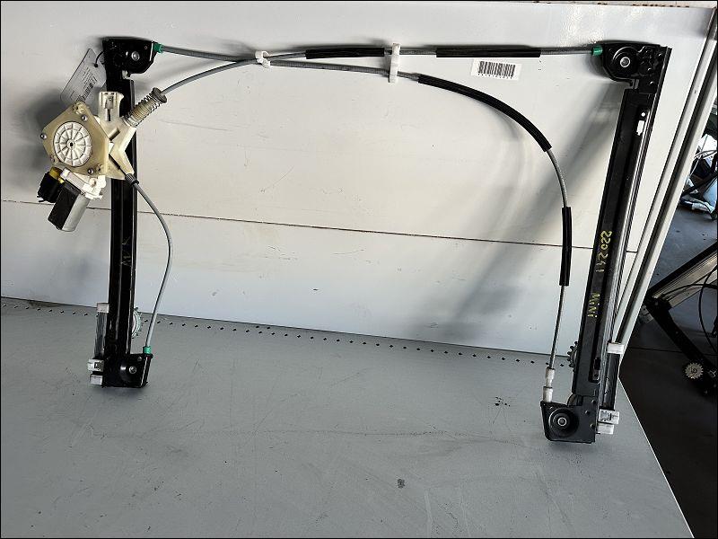 Leve vitre electrique avant droit MINI MINI II Essence - 1
