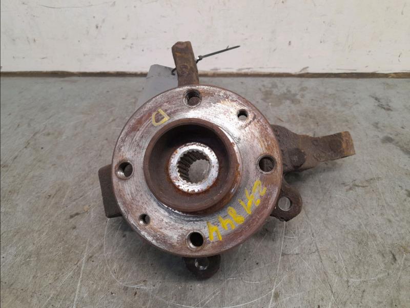 Fusee avant droit DACIA SANDERO I Essence - 1