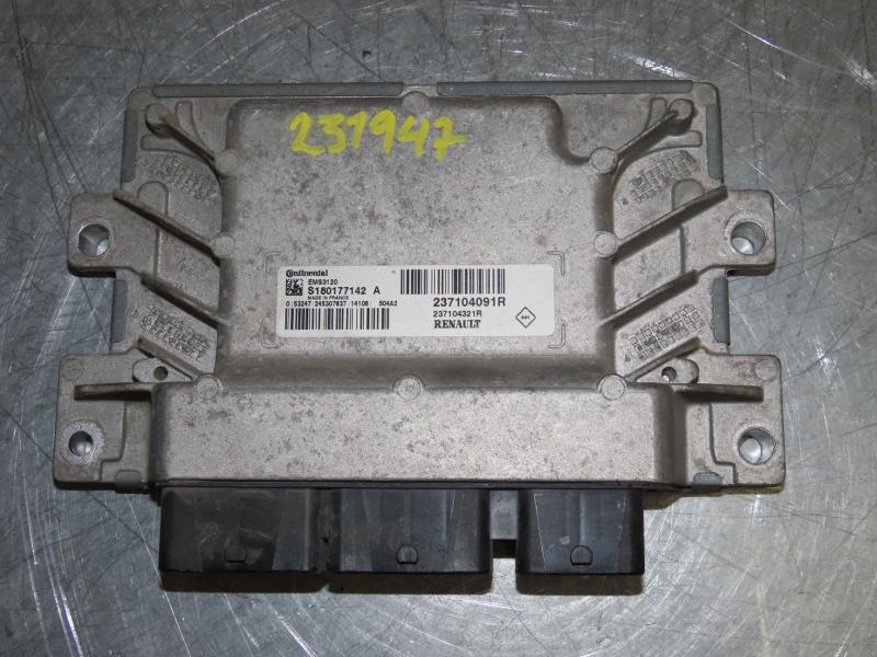 Calculateur RENAULT TWINGO II Essence - 1