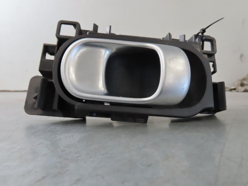Poignee interieur avant droit CITROEN C4 CACTUS Essence - 1