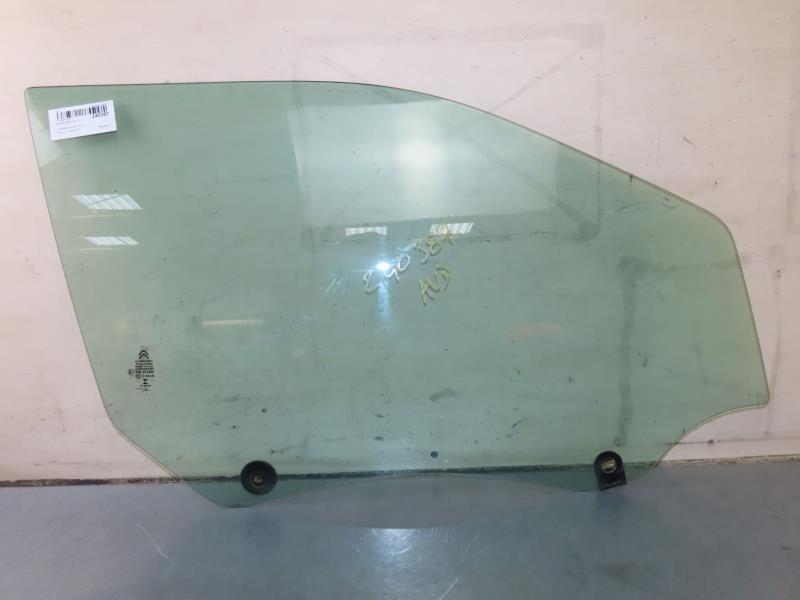 Vitre avant droit CITROEN C4 CACTUS Diesel - 1