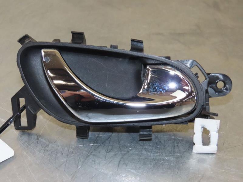 Poignee interieur avant droit RENAULT KADJAR Diesel - 1