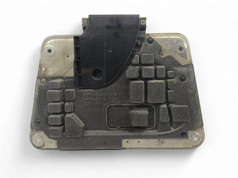 Cache sous moteur BMW X3  - 1