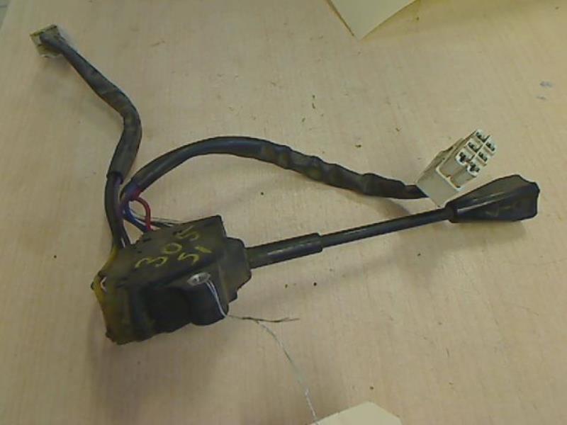 Commodo phare PEUGEOT 305  - 1