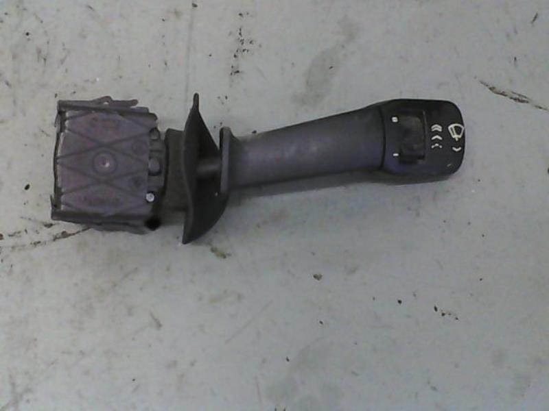 Commodo d'essuie glaces