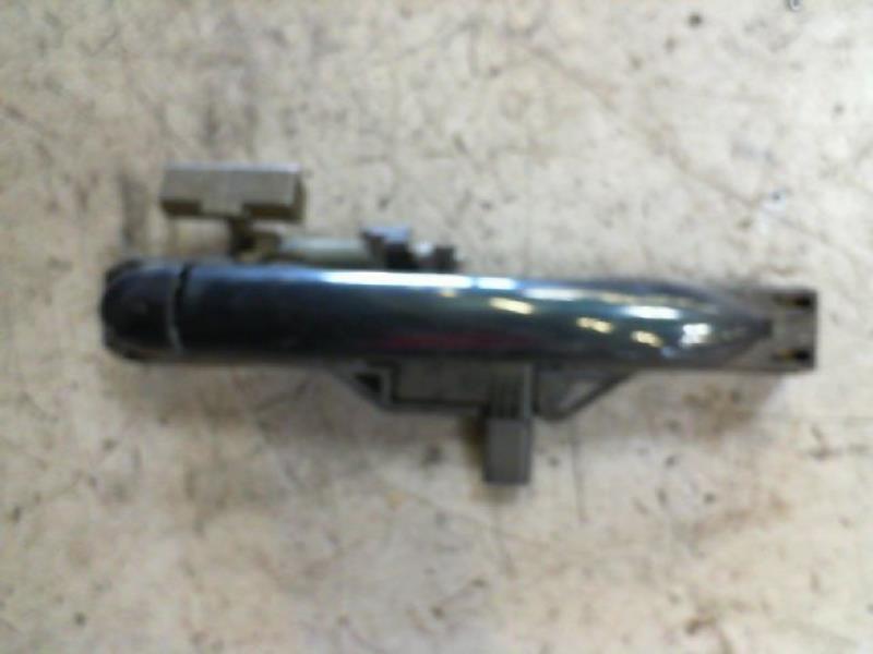 Poignee porte avant droit