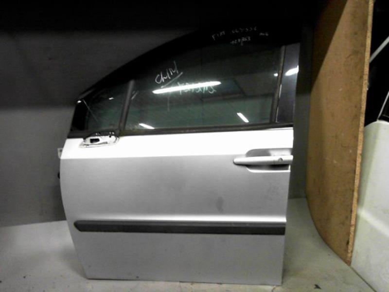 Porte avant gauche