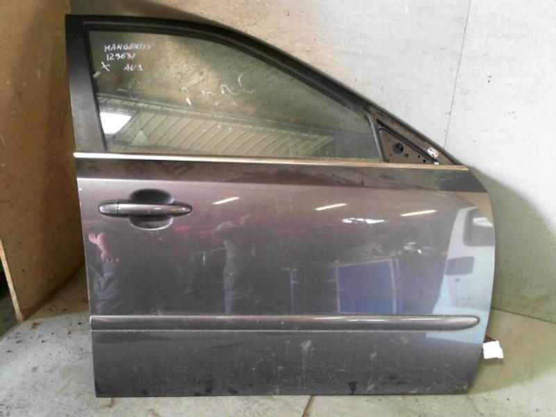 Porte avant droit