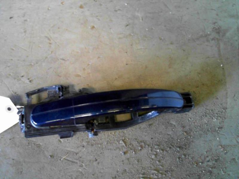 Poignee porte avant droit