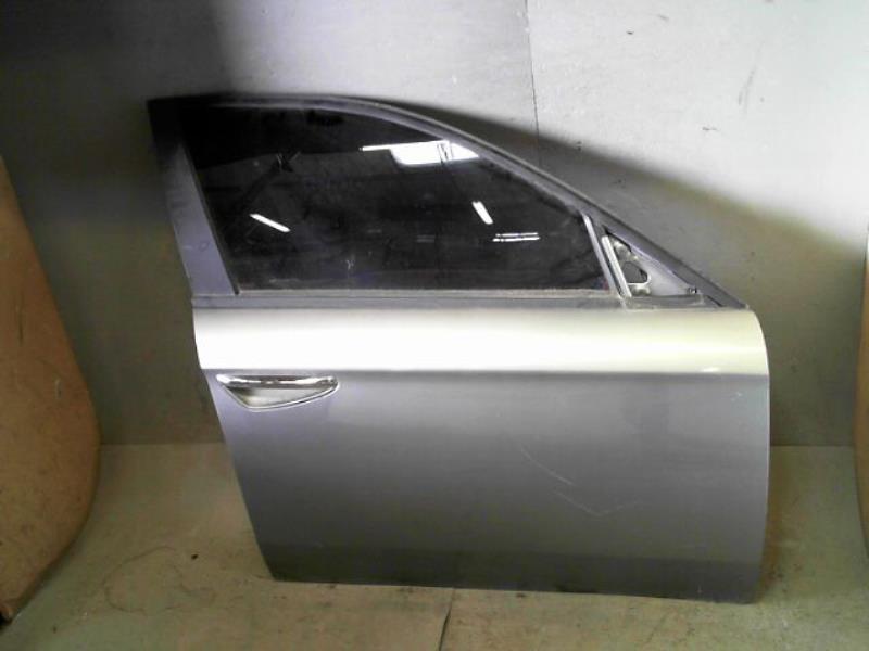 Porte avant droit