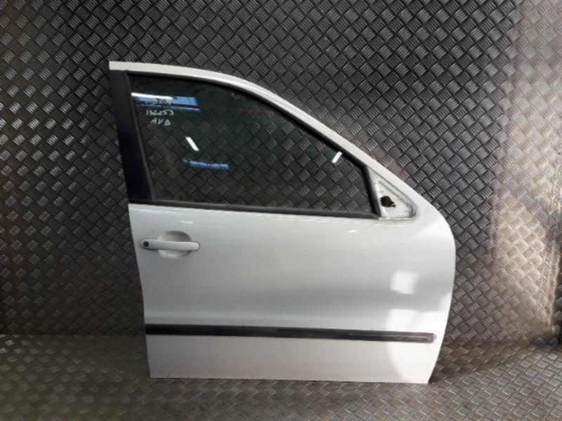 Porte avant droit
