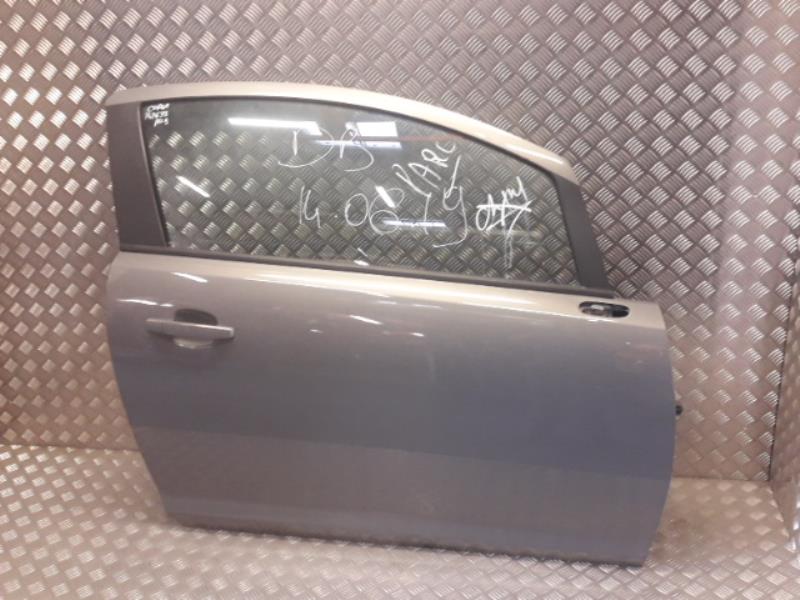 Porte avant droit