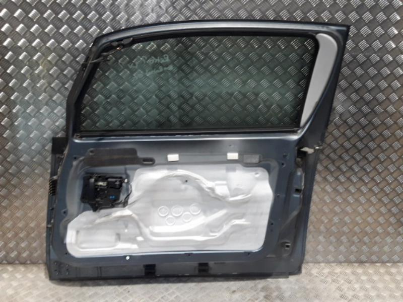 Porte laterale droit