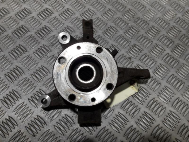 Fusee avant gauche
