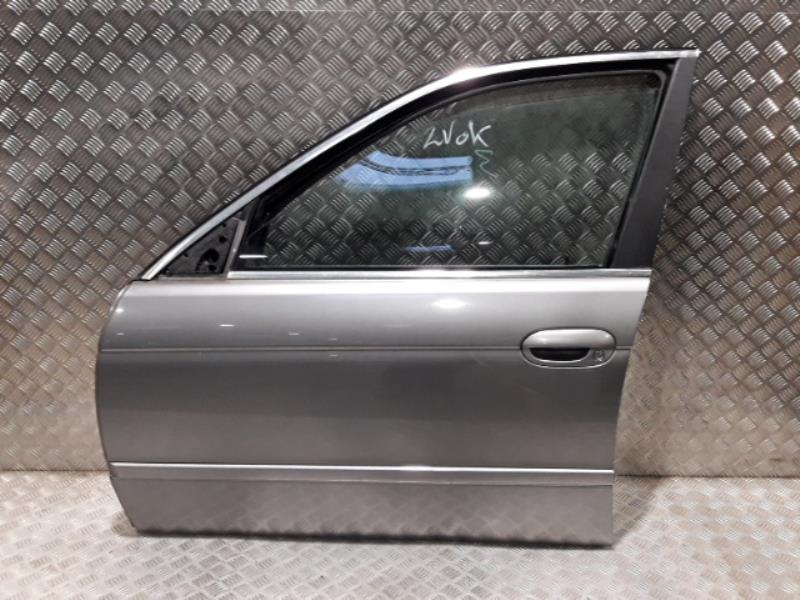 Porte avant gauche