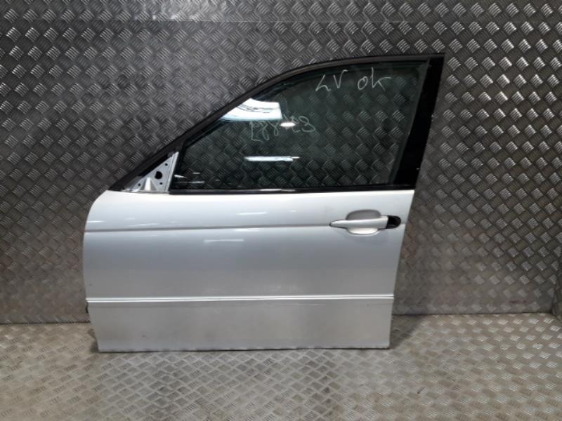 Porte avant gauche