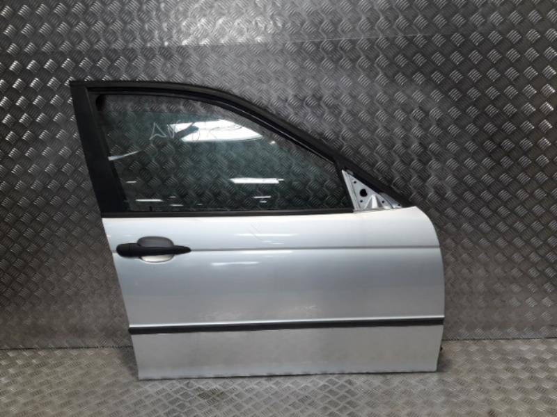 Porte avant droit