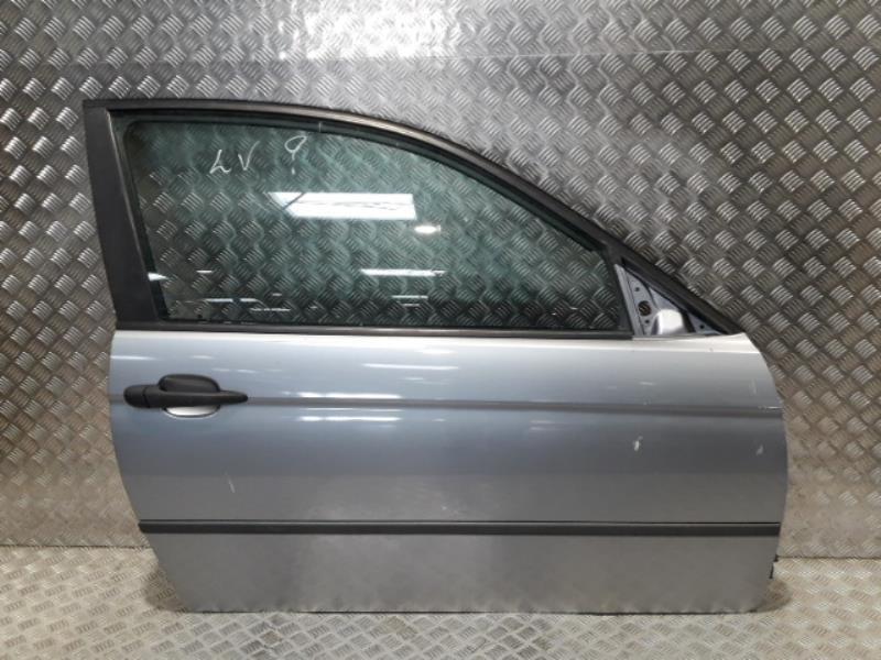 Porte avant droit