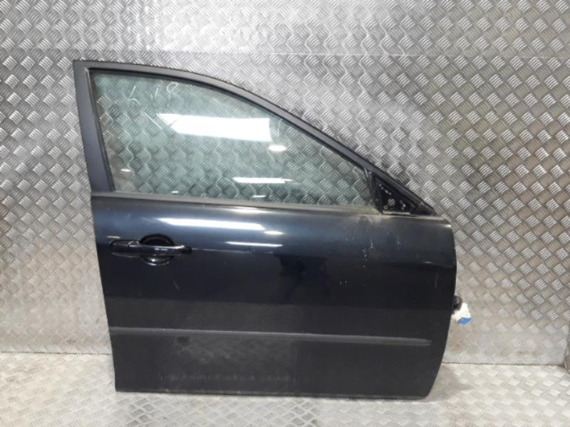 Porte avant droit