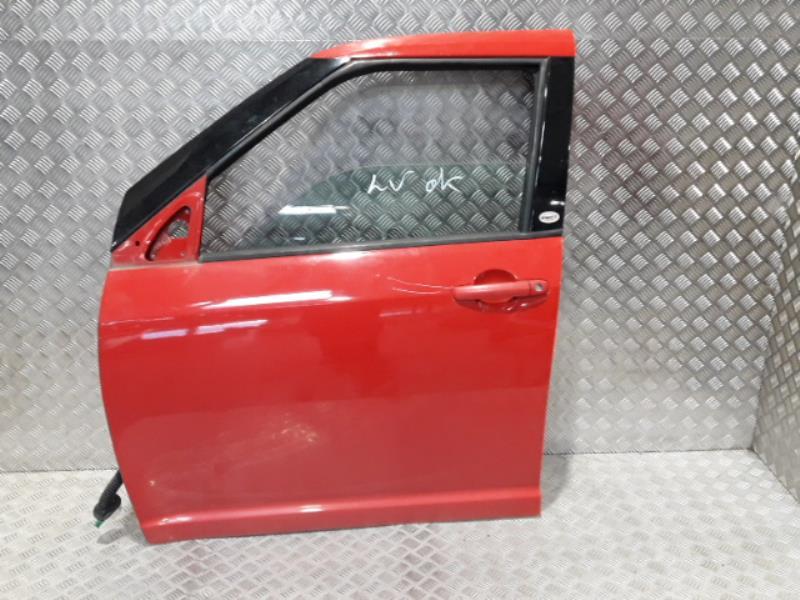 Porte avant gauche