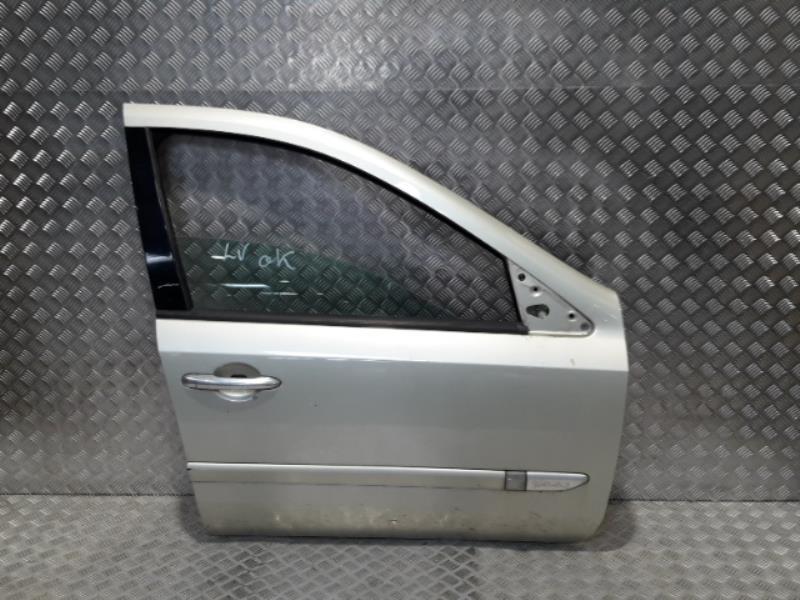 Porte avant droit