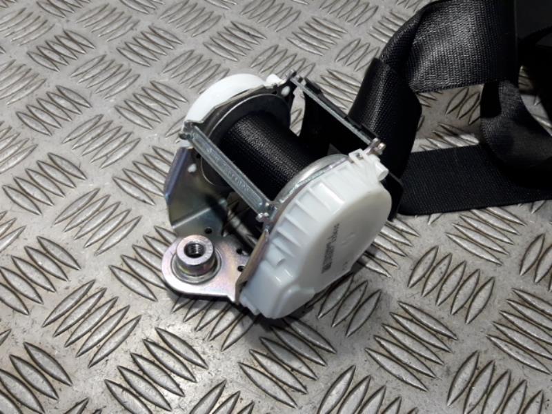 Ceinture avant droit
