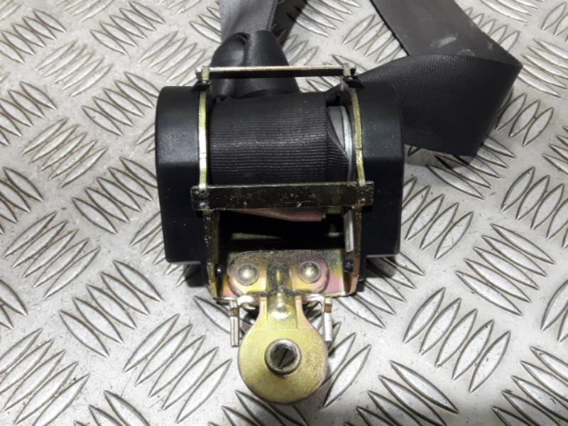 Ceinture avant droit