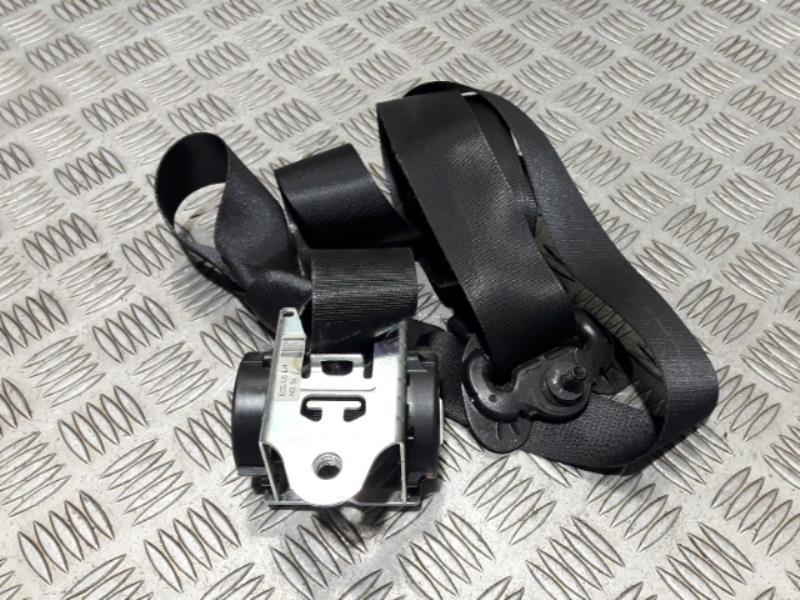 Ceinture avant gauche