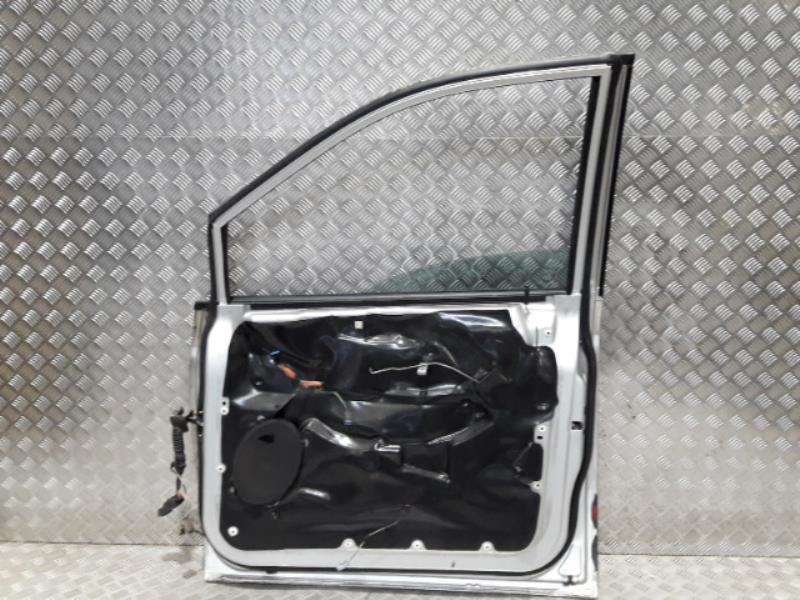 Porte avant droit