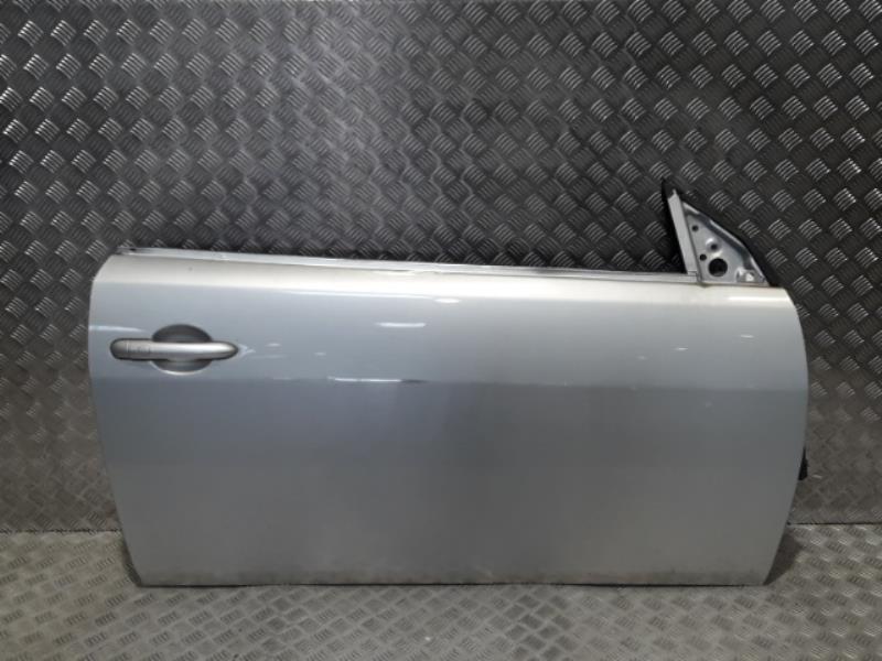 Porte avant droit