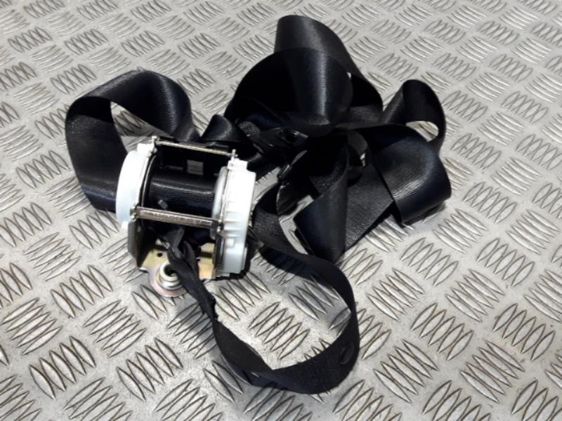 Ceinture avant gauche
