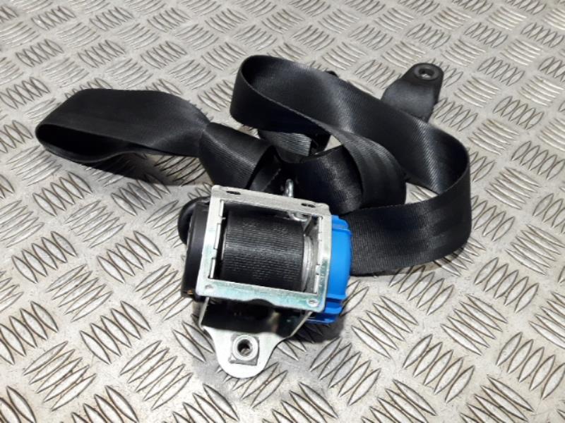 Ceinture avant gauche