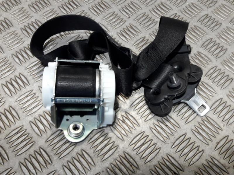 Ceinture avant gauche