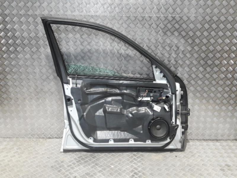 Porte avant gauche